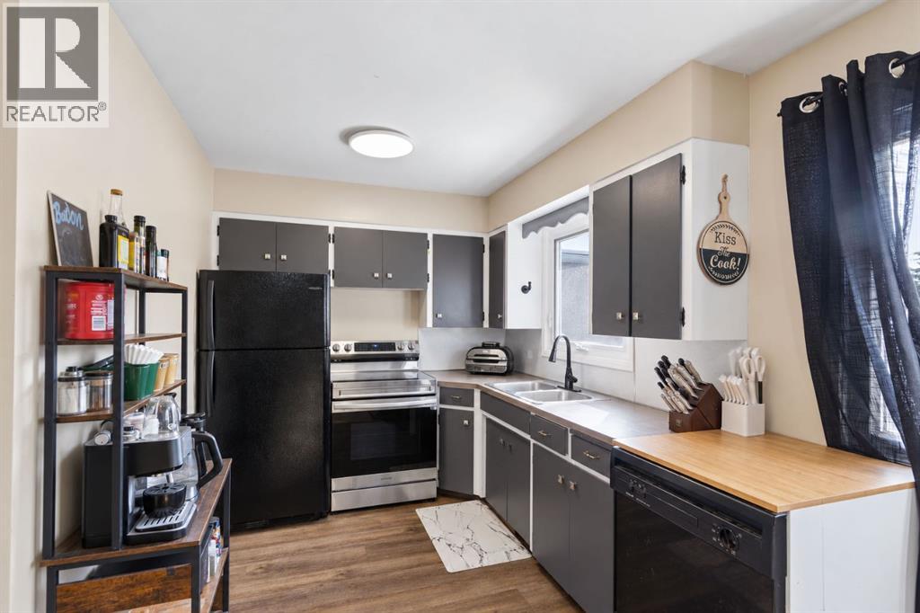 3103 41 Street SW - Image 11