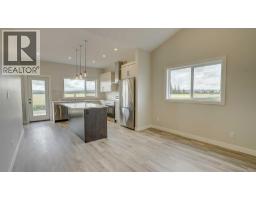 20 Ian Way, Sylvan Lake, AB T4S0W5 Photo 8