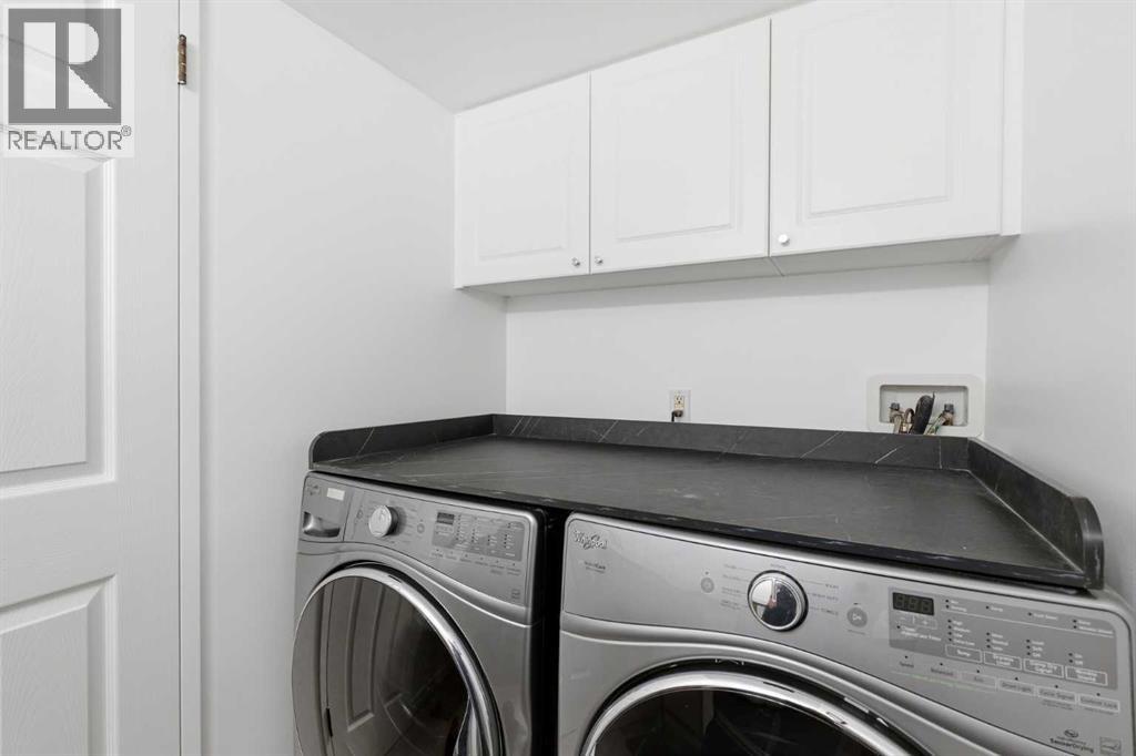 #203 323 13 Avenue SW - 23