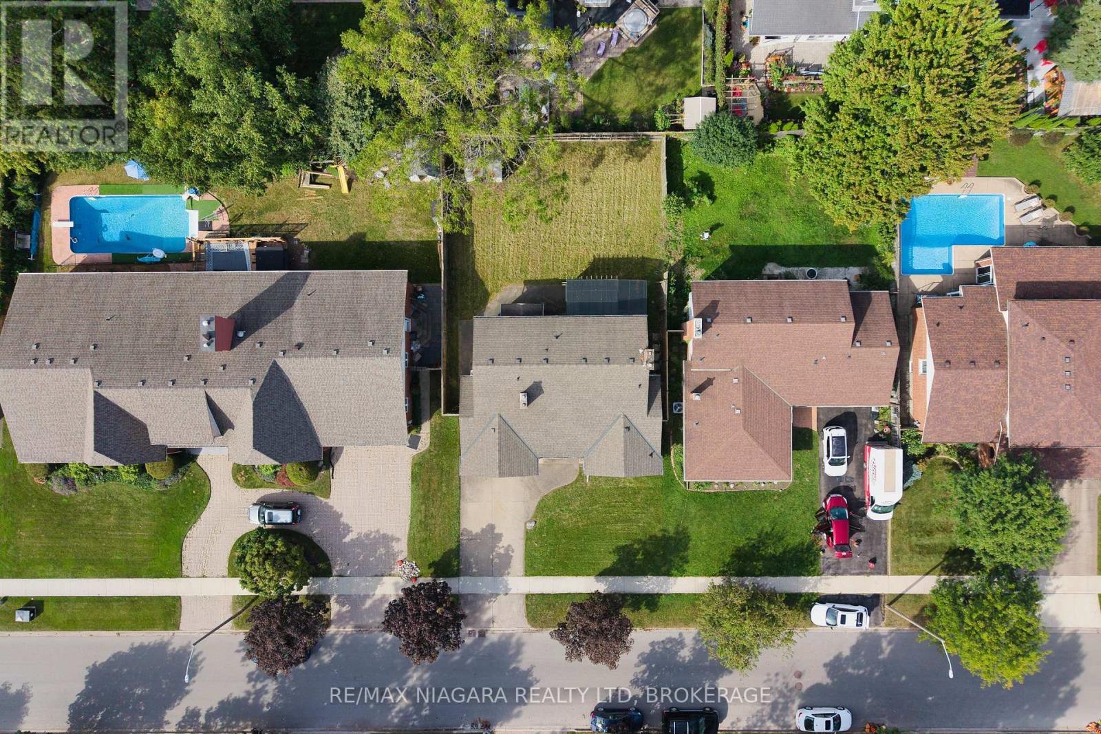 7107 WOODGATE STREET - Image 35