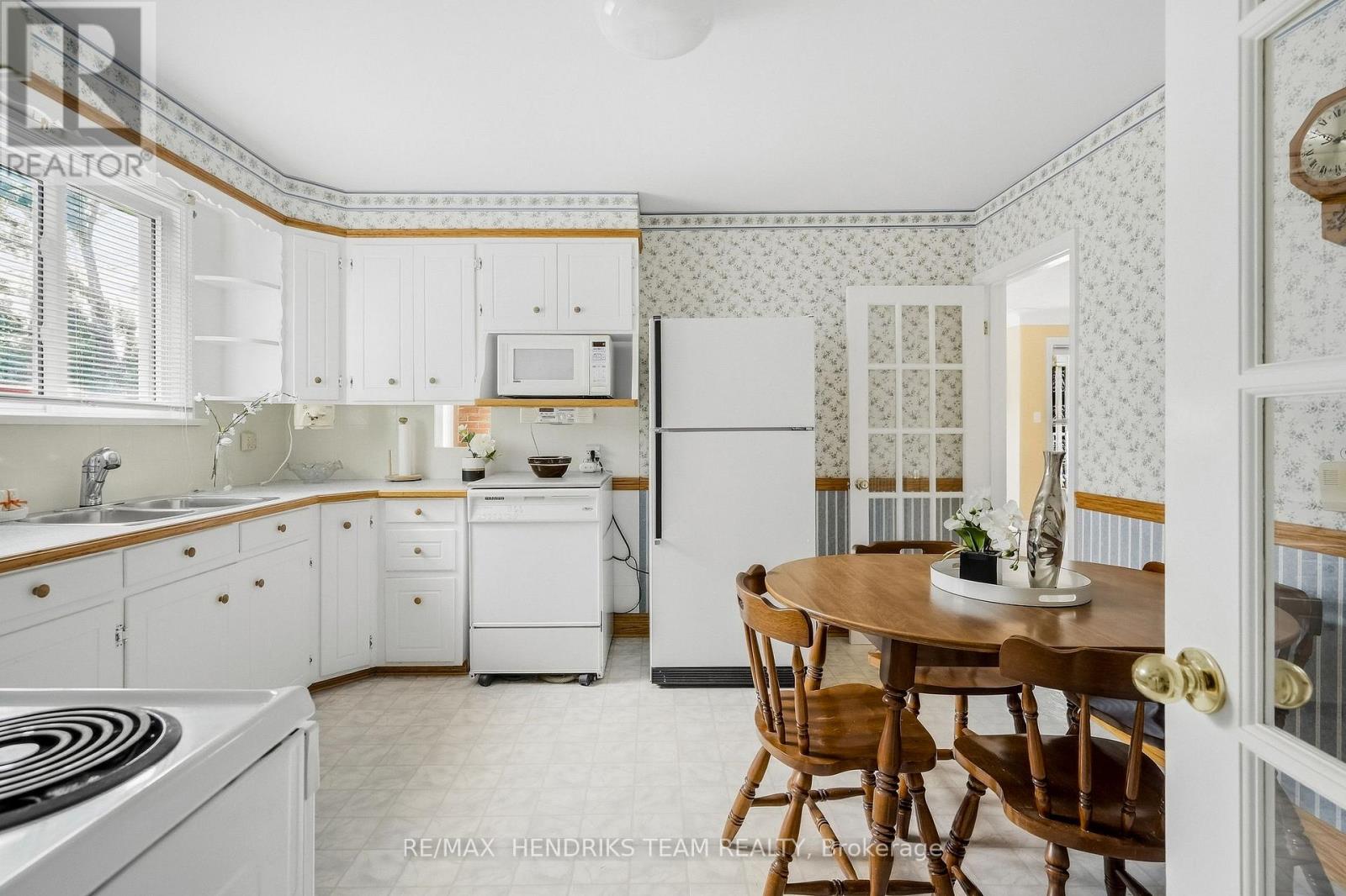 4503 LINCOLN AVENUE, Lincoln (Beamsville) — photo 12
