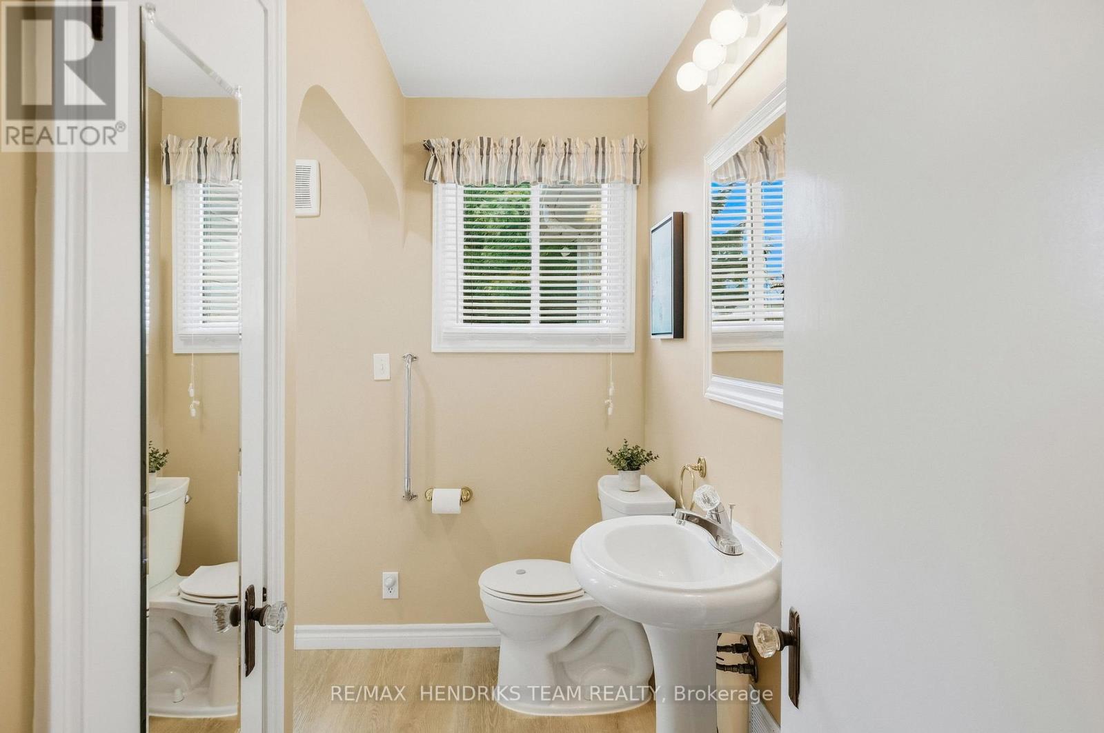 4503 LINCOLN AVENUE - Image 15