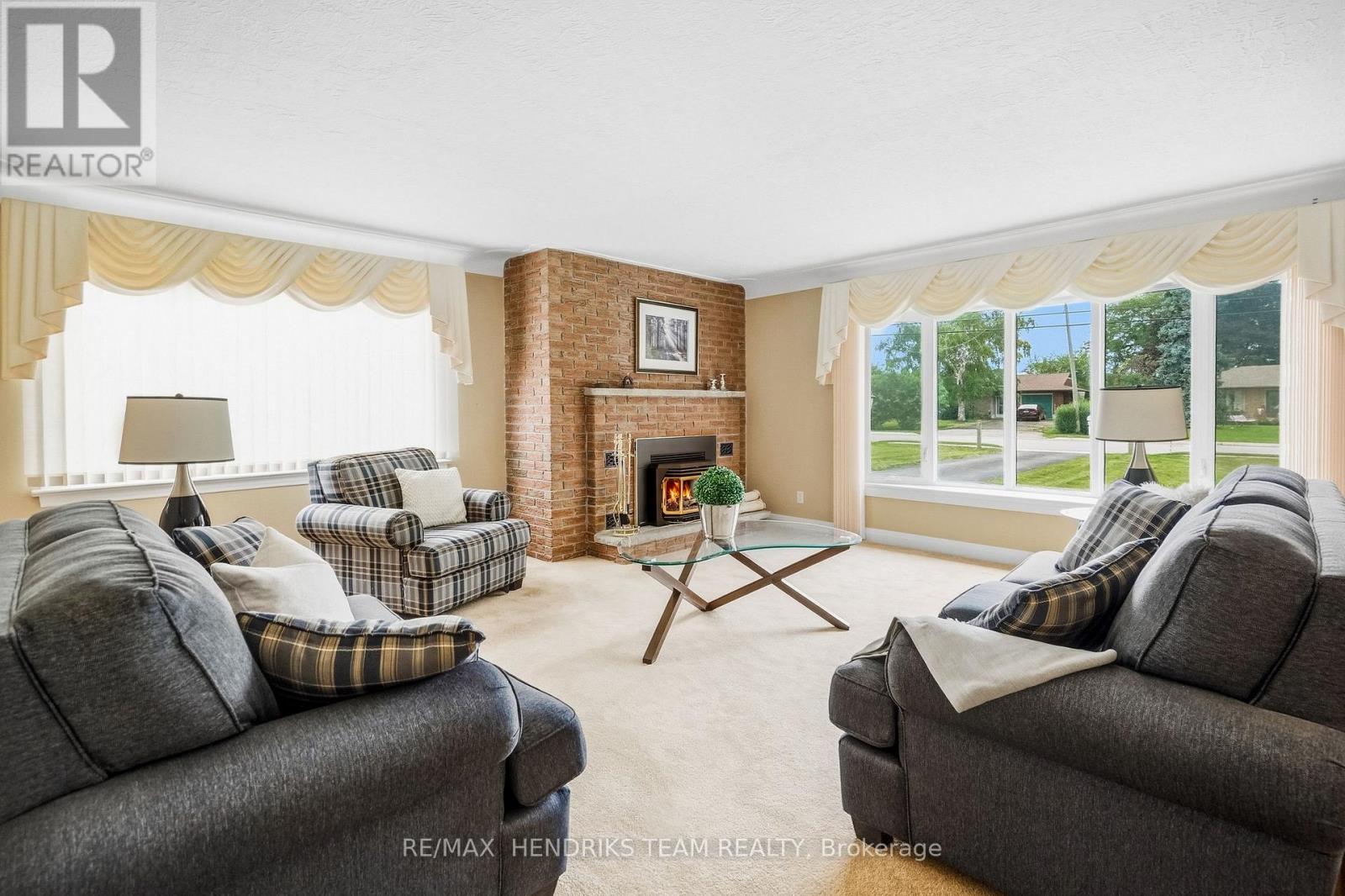 4503 LINCOLN AVENUE, Lincoln (Beamsville) — photo 6