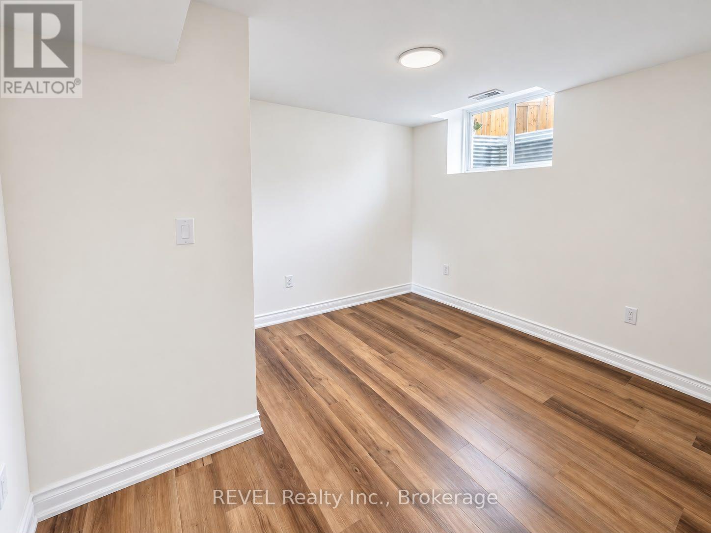 LOWER - 15 IRONWOOD COURT, Thorold (Confederation Heights) — photo 5