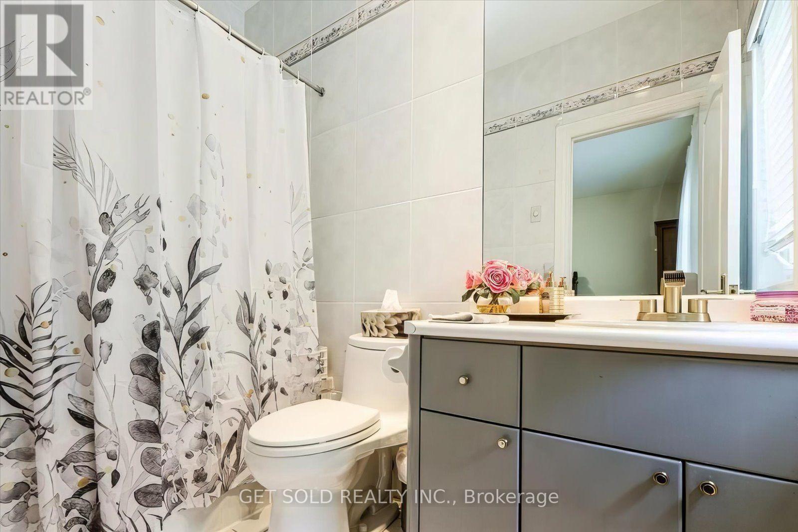 46 WIMPOLE DRIVE - 40