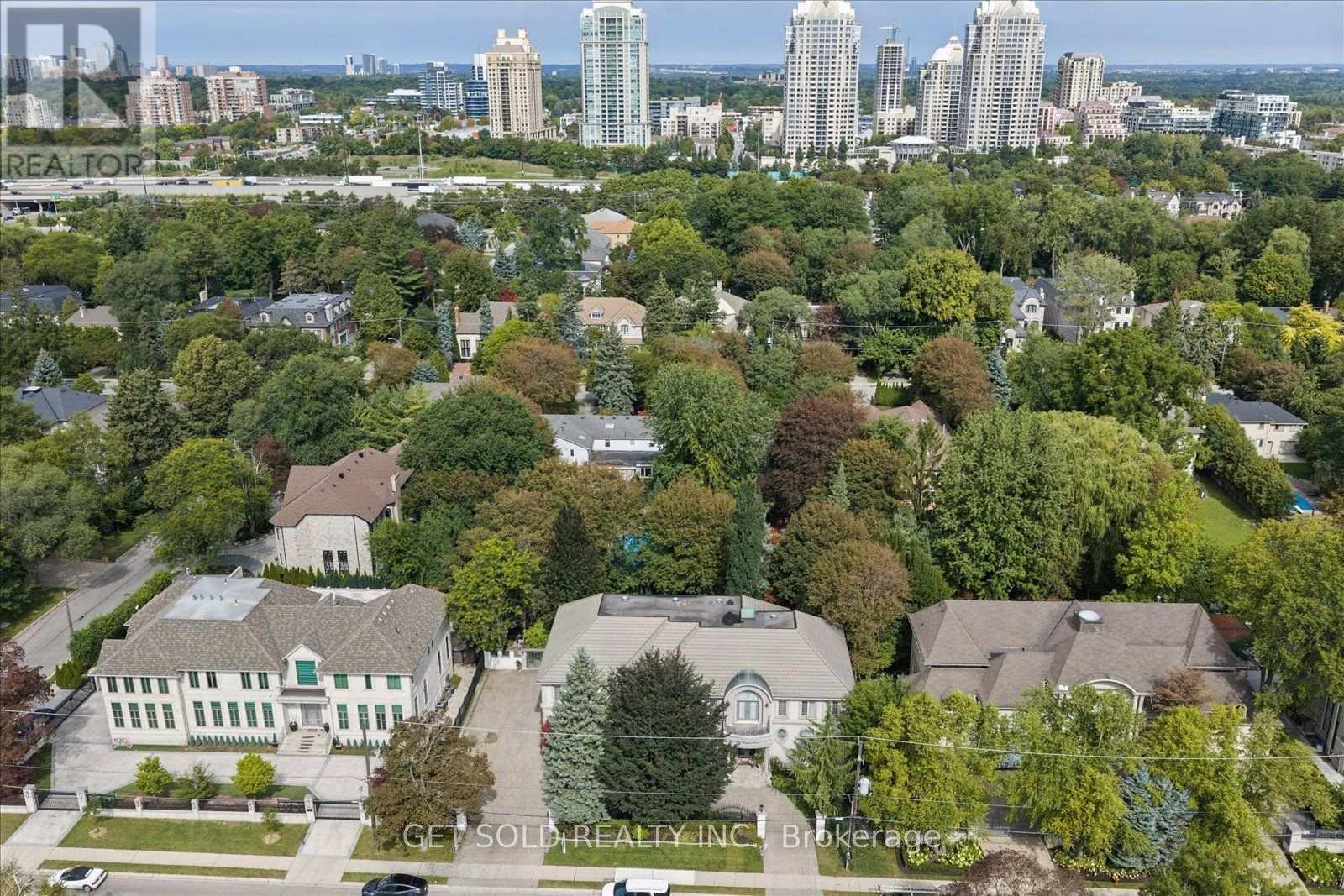 46 WIMPOLE DRIVE - 48