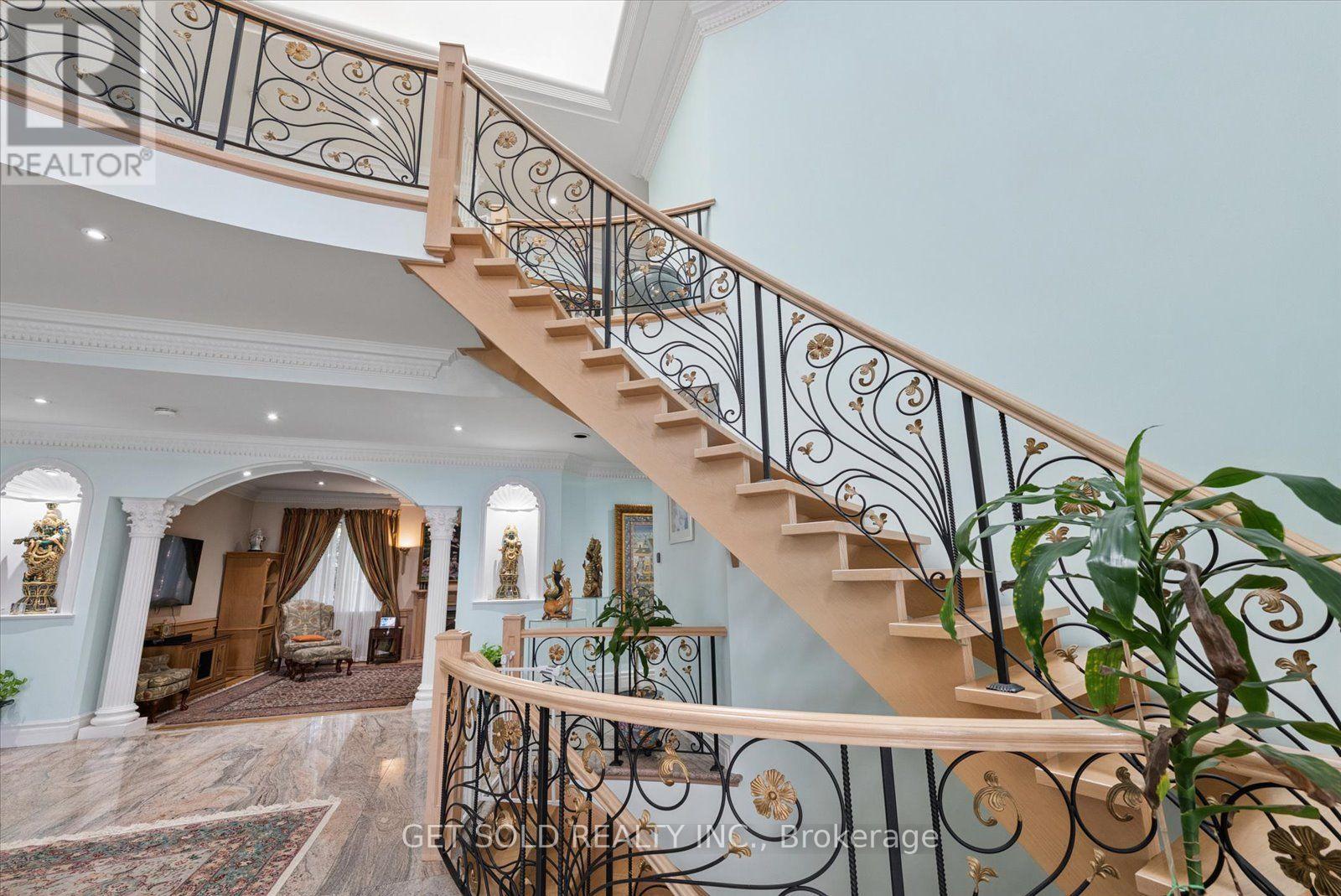 46 WIMPOLE DRIVE - 8