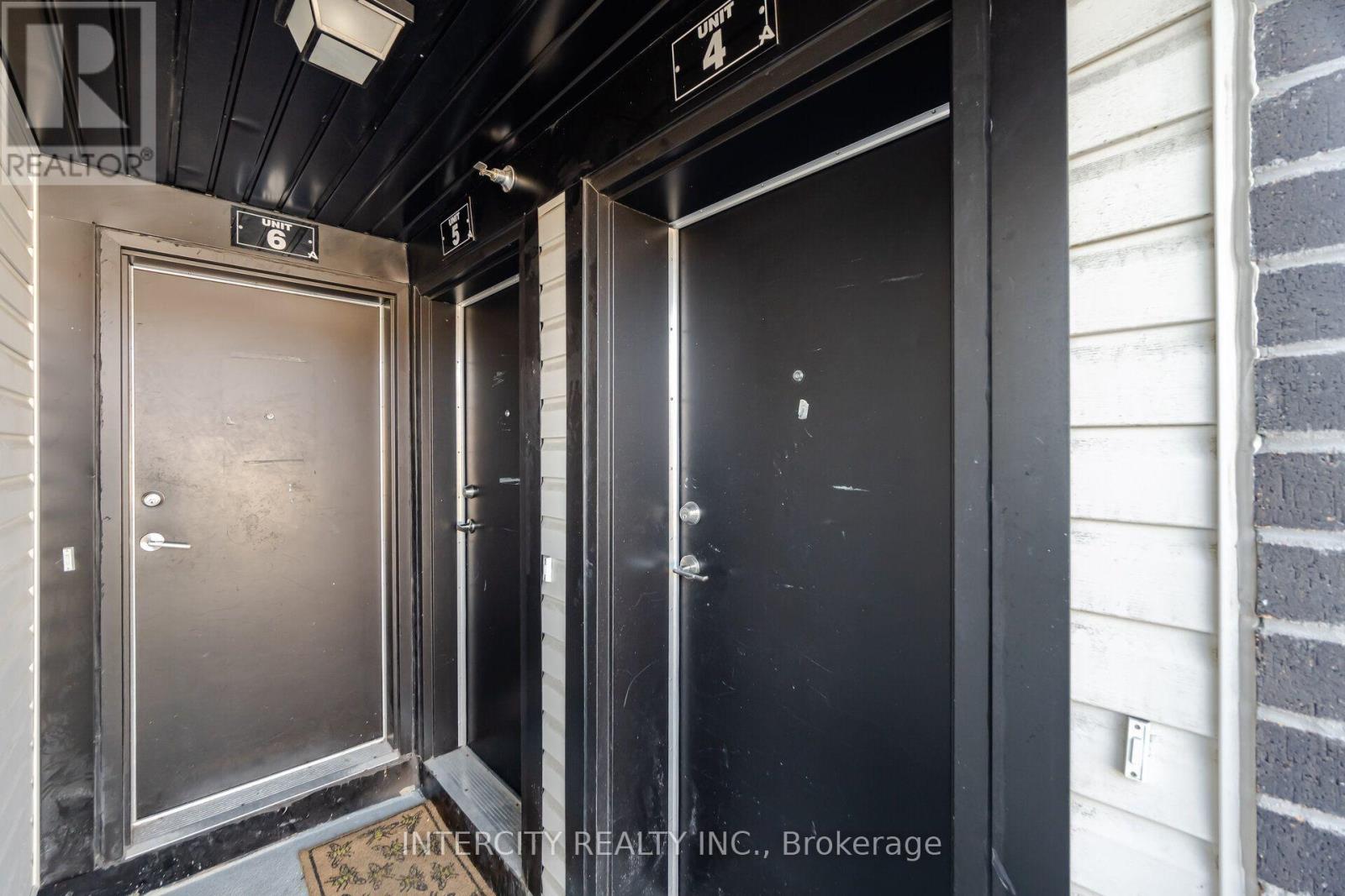 4 - 235 MCLEVIN AVENUE, Toronto (Malvern) — photo 3