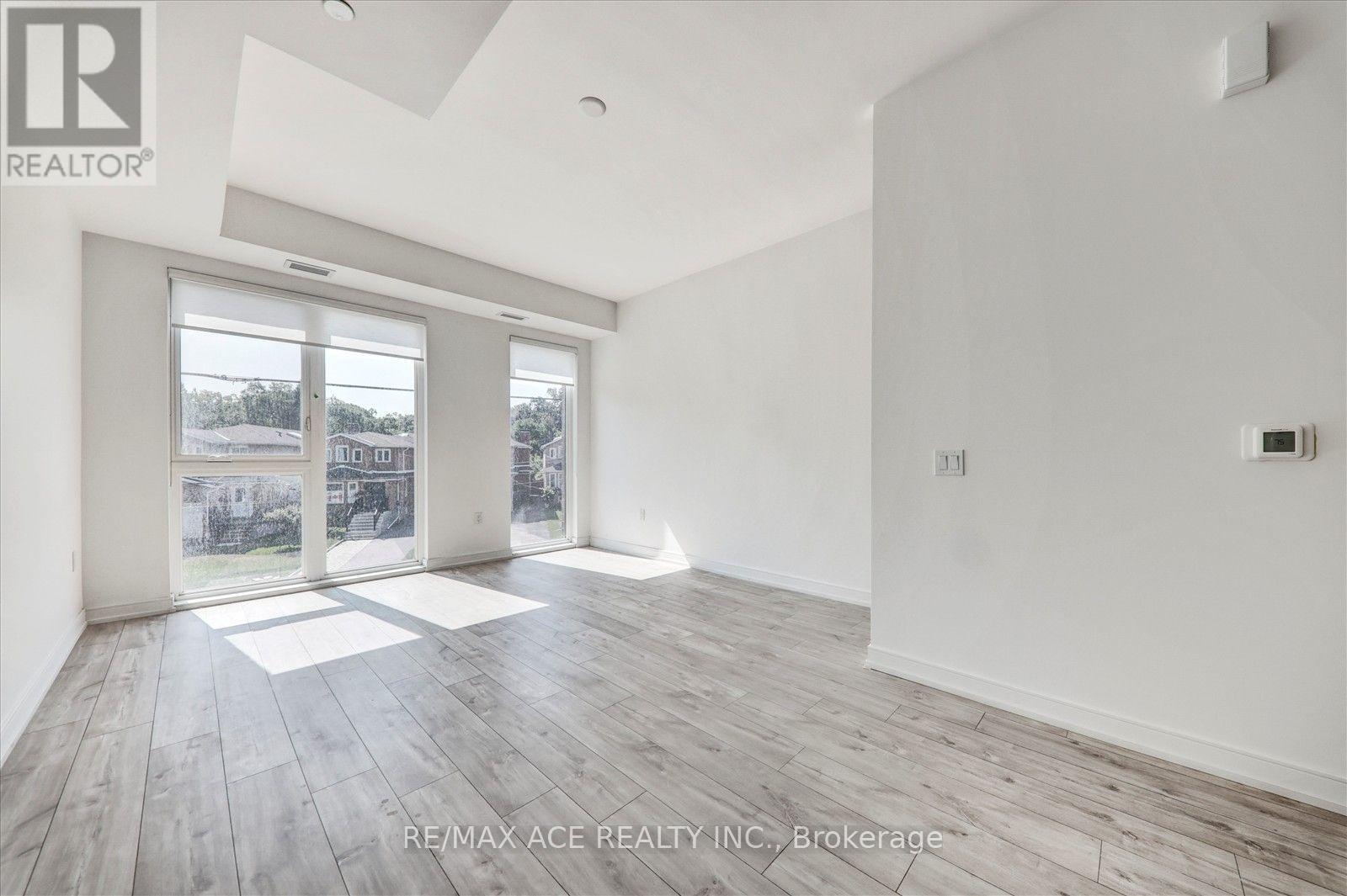 11 - 168 CLONMORE DRIVE, Toronto (Birchcliffe-Cliffside) — photo 11