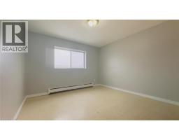 76 Brybeck Crescent Unit# 202, Kitchener, ON N2M2C6 Photo 11