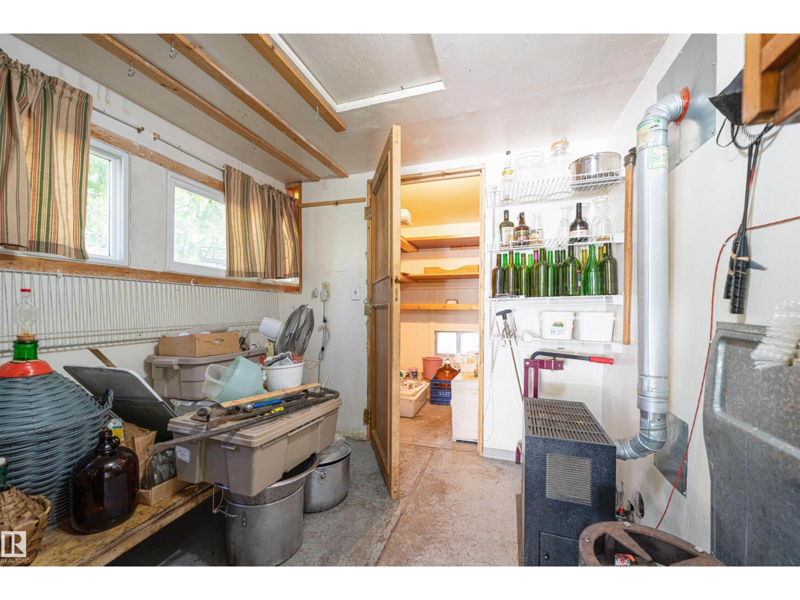 13112 83 ST NW - 42