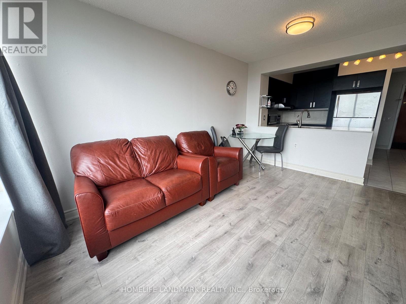 1019 - 9015 LESLIE STREET, Richmond Hill (Beaver Creek Business Park) — photo 3