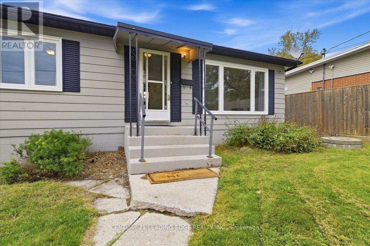 300 ANNSHEILA DRIVE, Georgina (Keswick South) — photo 5