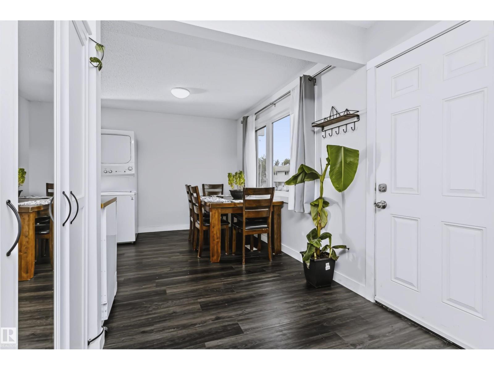 11624 152 AV NW - 3