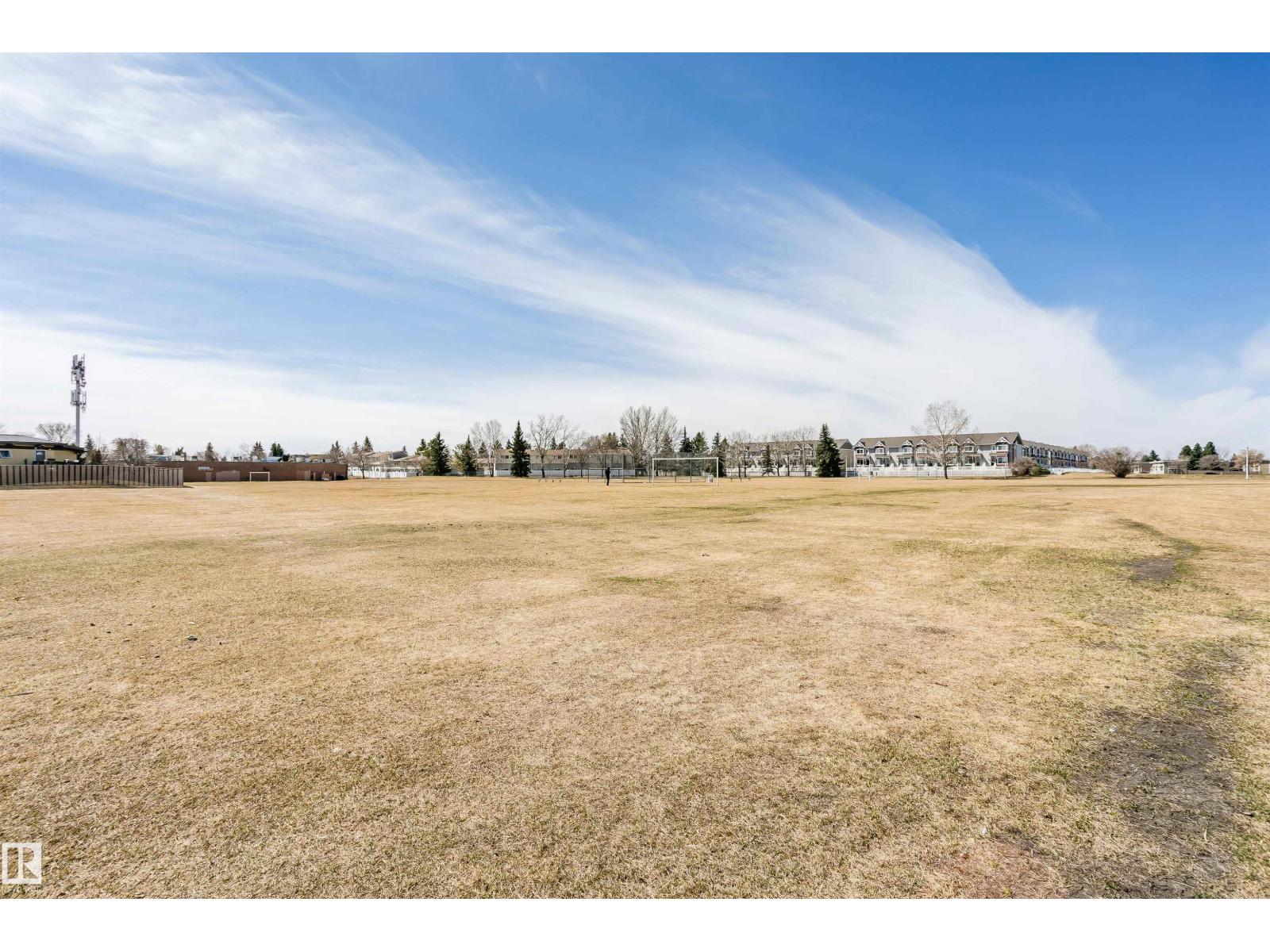 11624 152 AV NW - 63