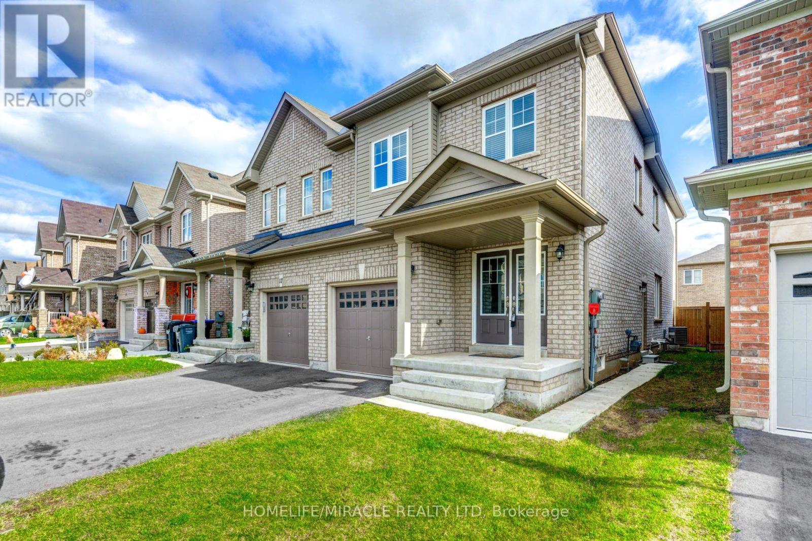 15 BANBRIDGE CRESCENT, Brampton (Credit Valley) — photo 2