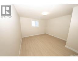 598 Yuel Crescent, Saskatoon, SK S7W1N9 Photo 32