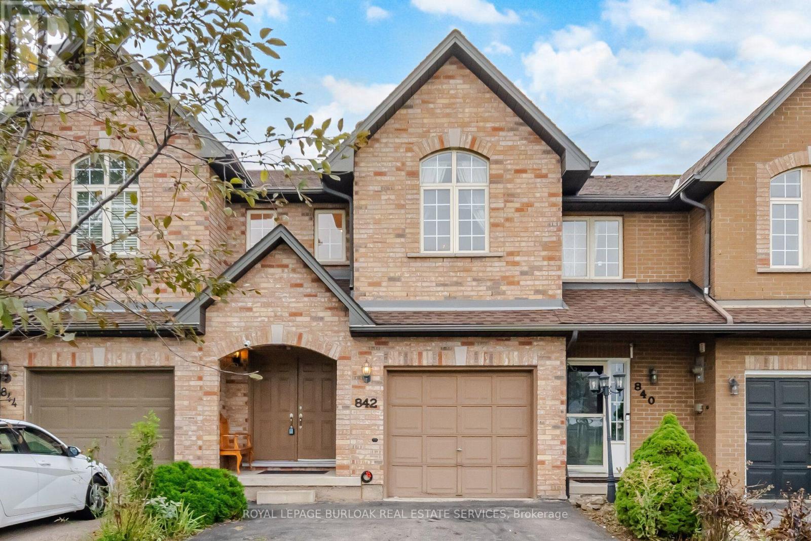 842 UPPER KENILWORTH AVENUE, Hamilton (Lisgar) — photo 3