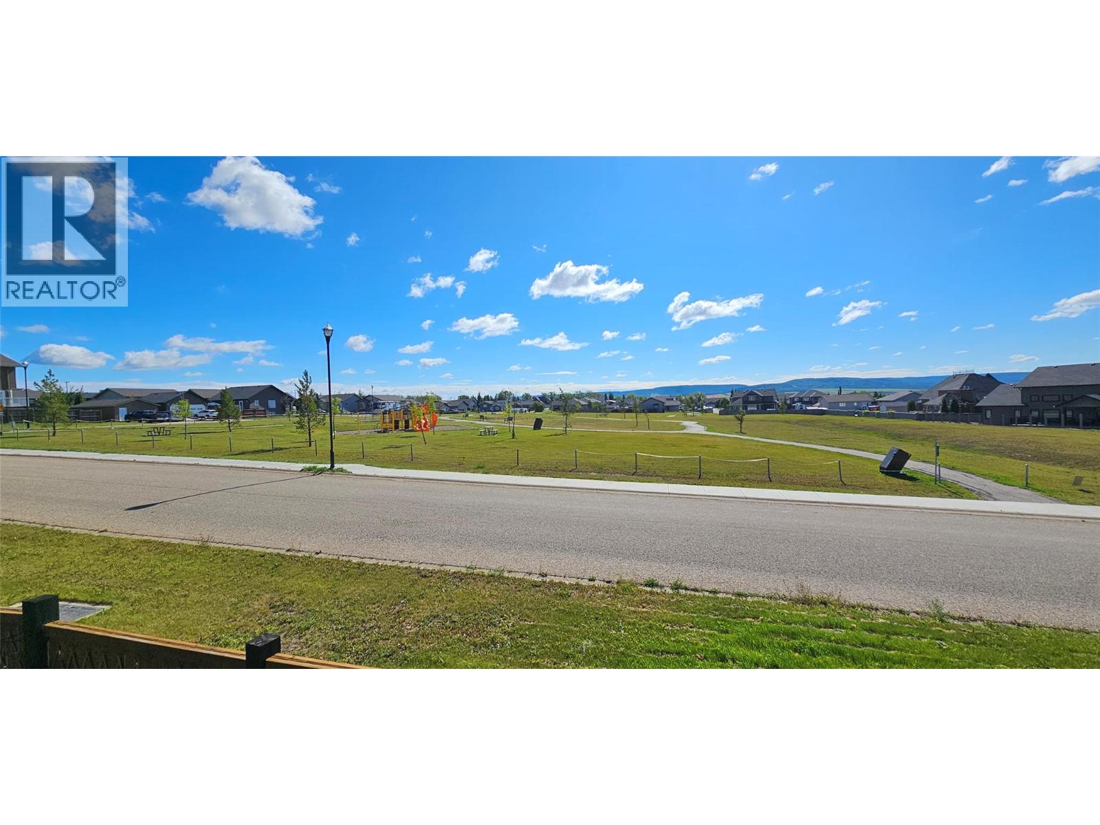 8416 18A Street - Image 6