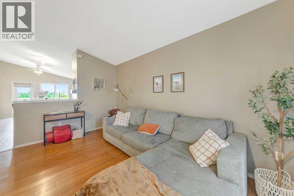 2013 46 Avenue - 7