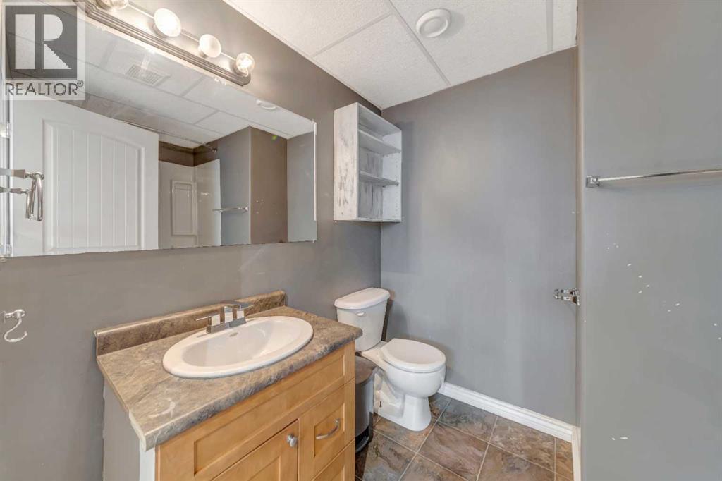 2013 46 Avenue - 25
