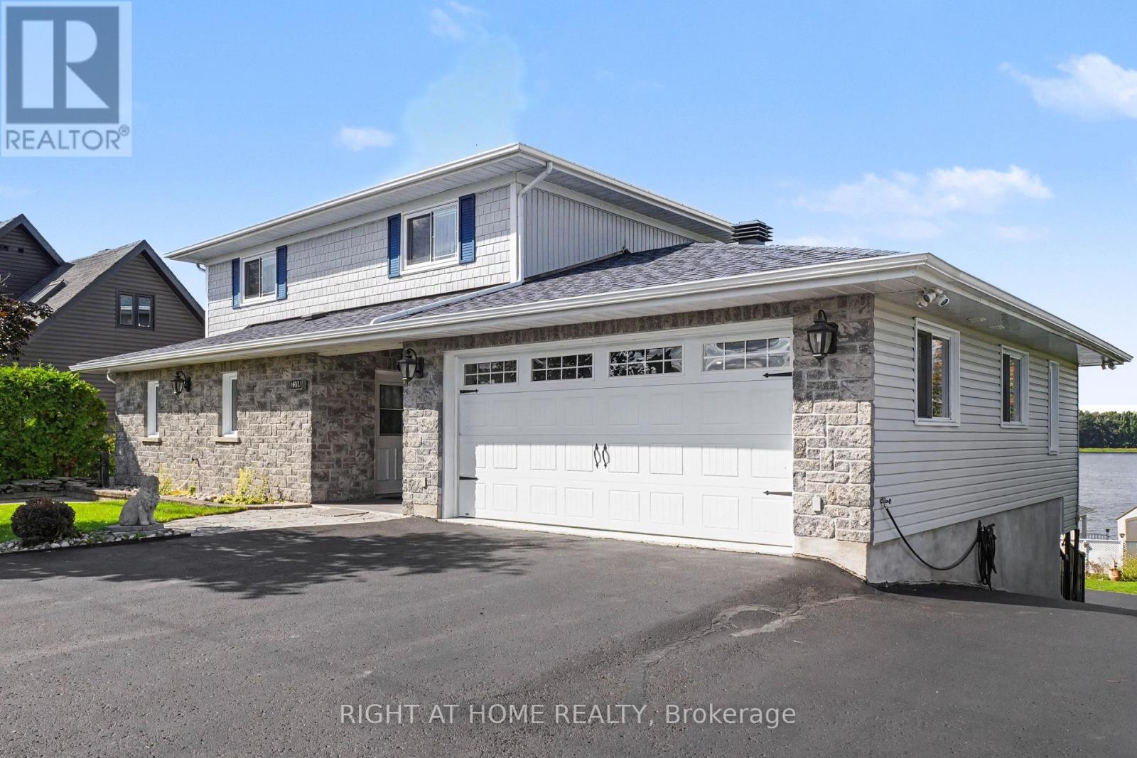 2398 WOODS STREET, Clarence-Rockland — photo 3