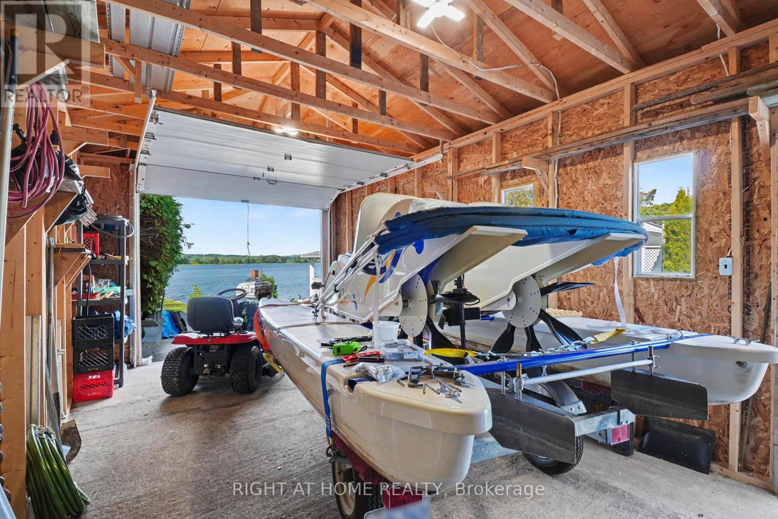 2398 WOODS STREET - Image 30