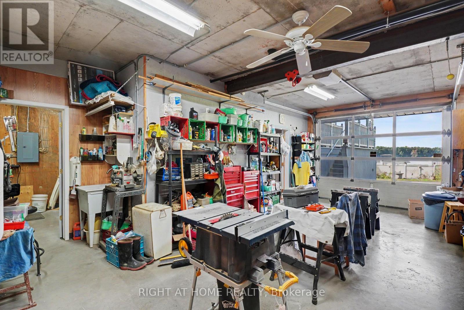 2398 WOODS STREET - Image 31