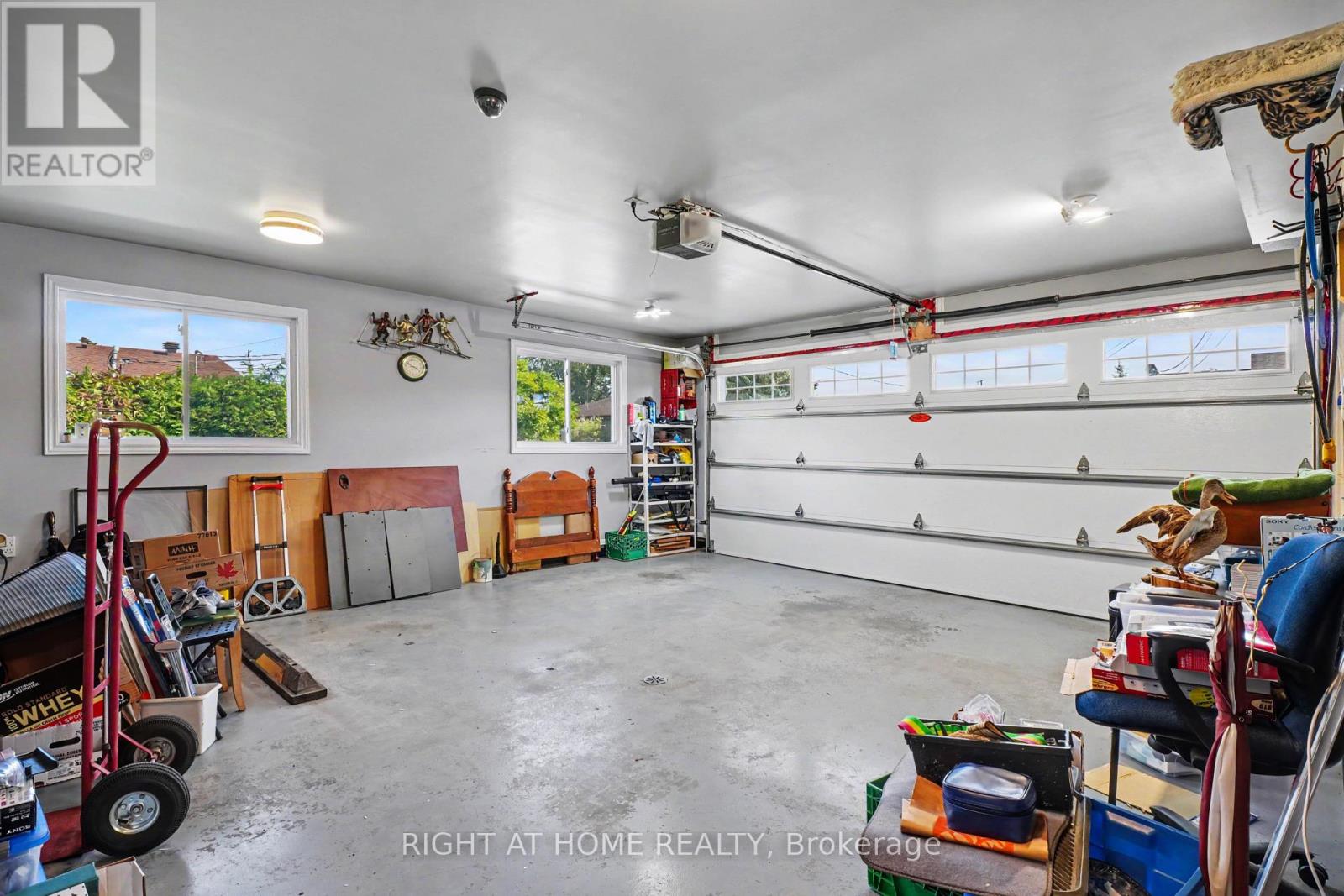 2398 WOODS STREET - Image 34