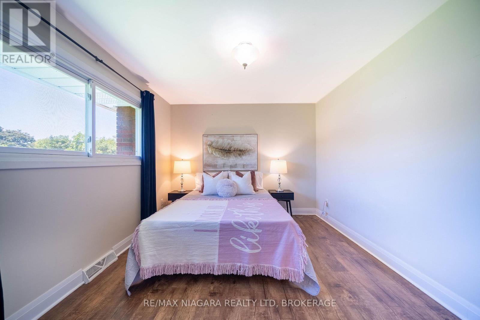 15 SPRINGBANK DRIVE - Image 29