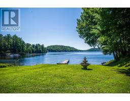 1066 & 1070 Main Street, Lake Of Bays, ON P0A1E0 Photo 9