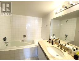 605 - 135 George Street S, Toronto, ON M5A4E8 Photo 12