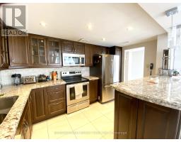 605 - 135 George Street S, Toronto, ON M5A4E8 Photo 9
