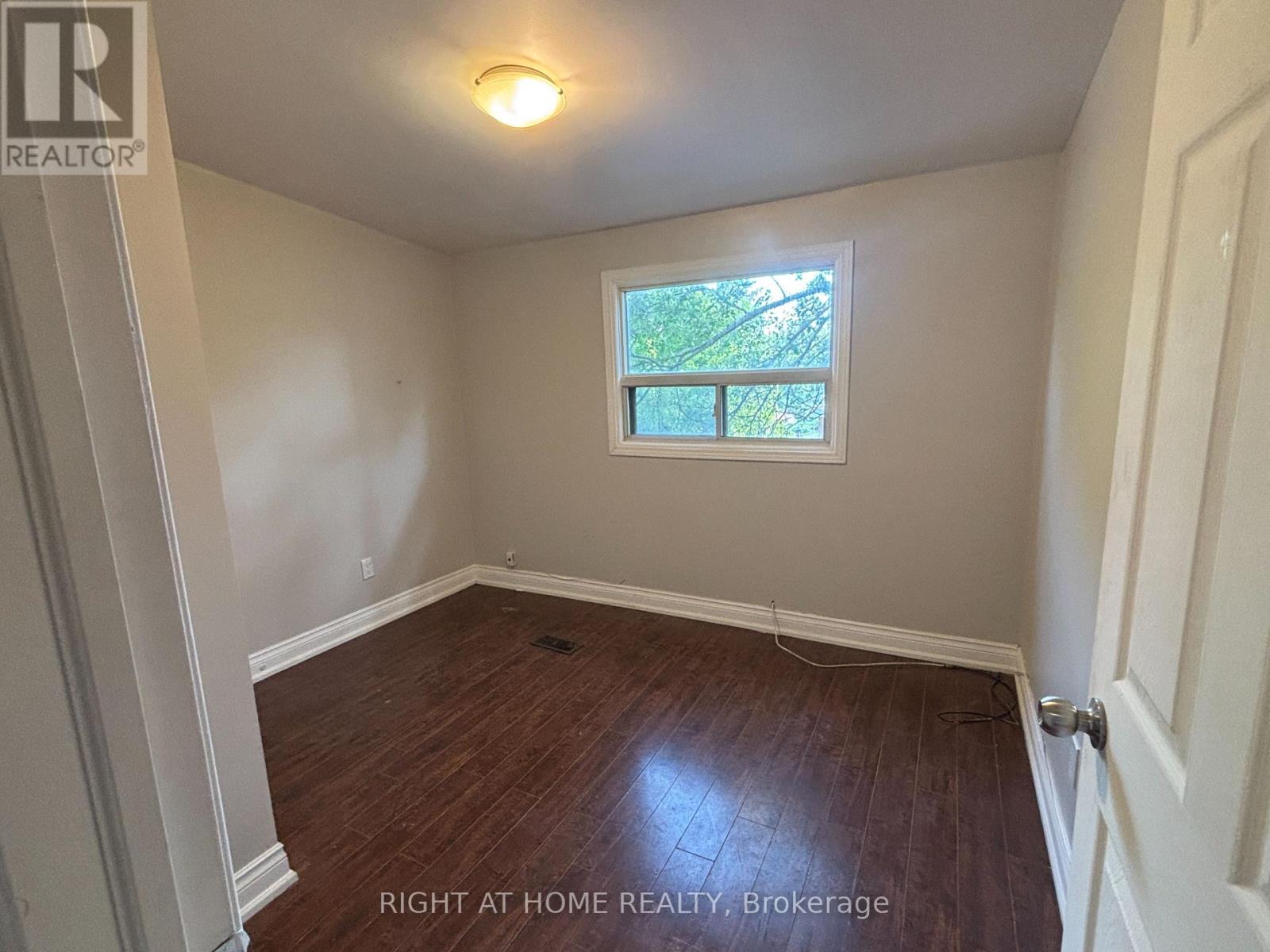 UPPER A - 507 OAKWOOD AVENUE, Toronto (Oakwood Village) — photo 2