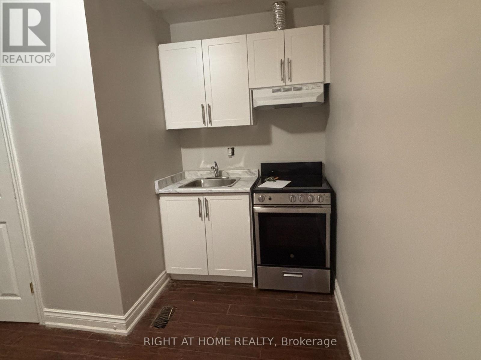 UPPER A - 507 OAKWOOD AVENUE, Toronto (Oakwood Village) — photo 3