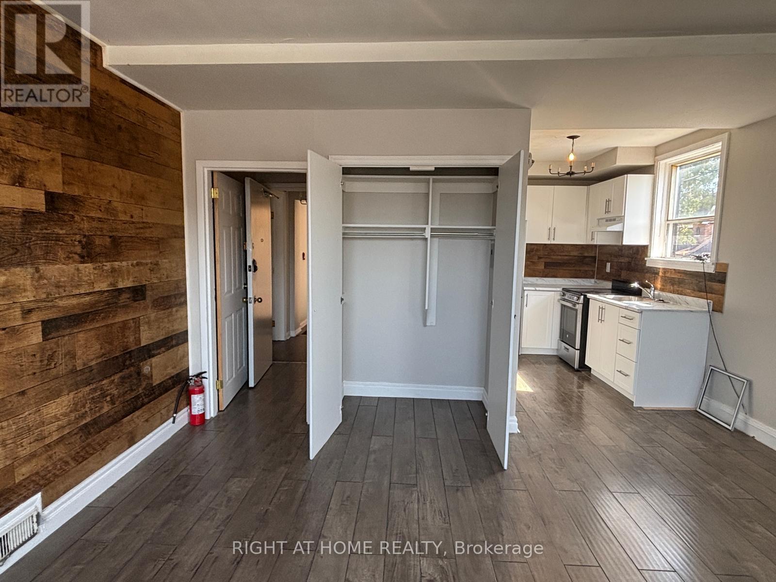 UNIT 3 UPPER - 503 OAKWOOD AVENUE, Toronto (Oakwood Village) — photo 5