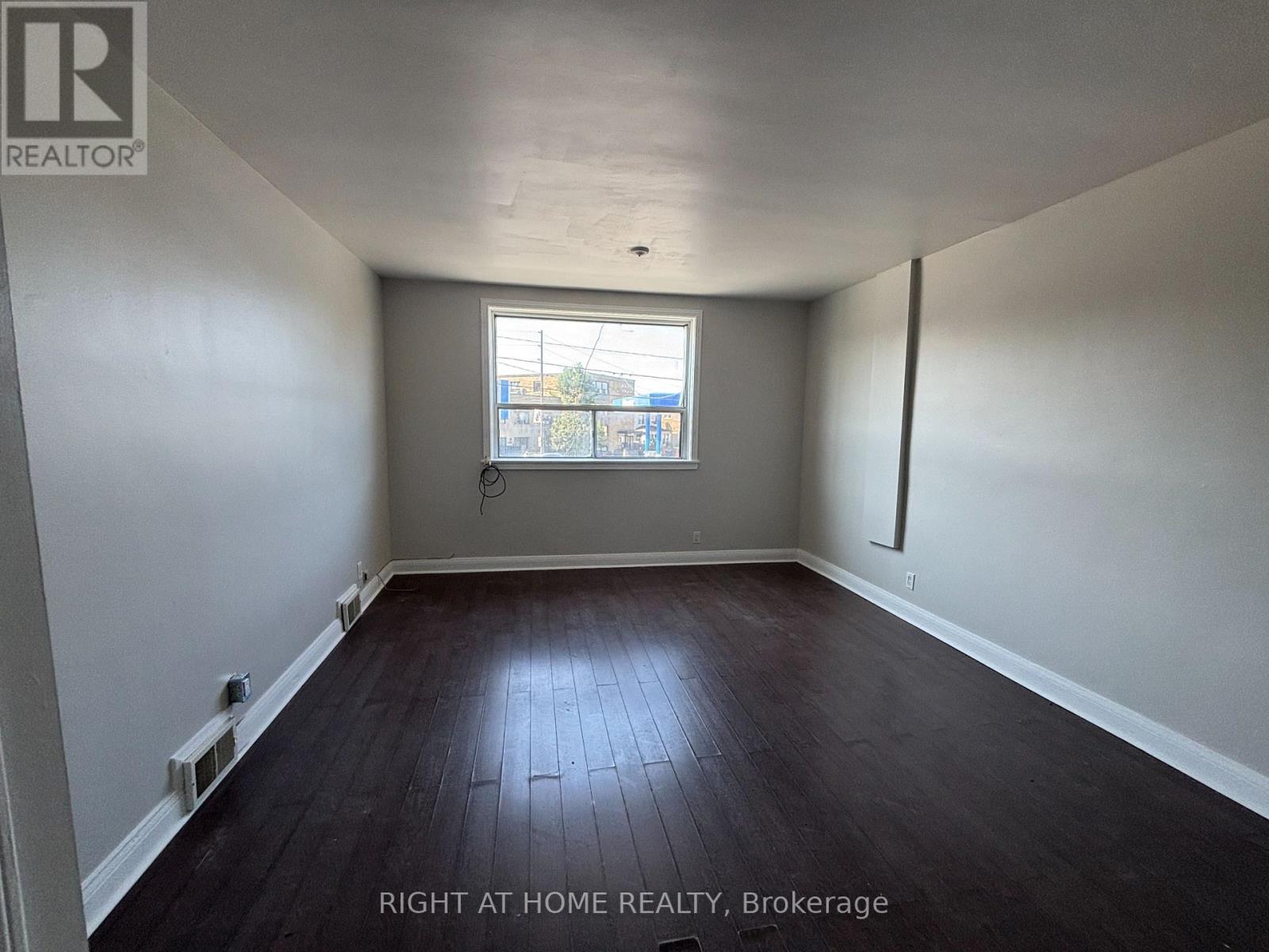 Photo of 503 Oakwood Avenue