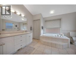 901 Savary Dr, Qualicum Beach, BC V9K1R7 Photo 15