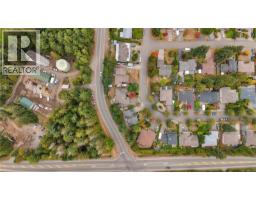 901 Savary Dr, Qualicum Beach, BC V9K1R7 Photo 20