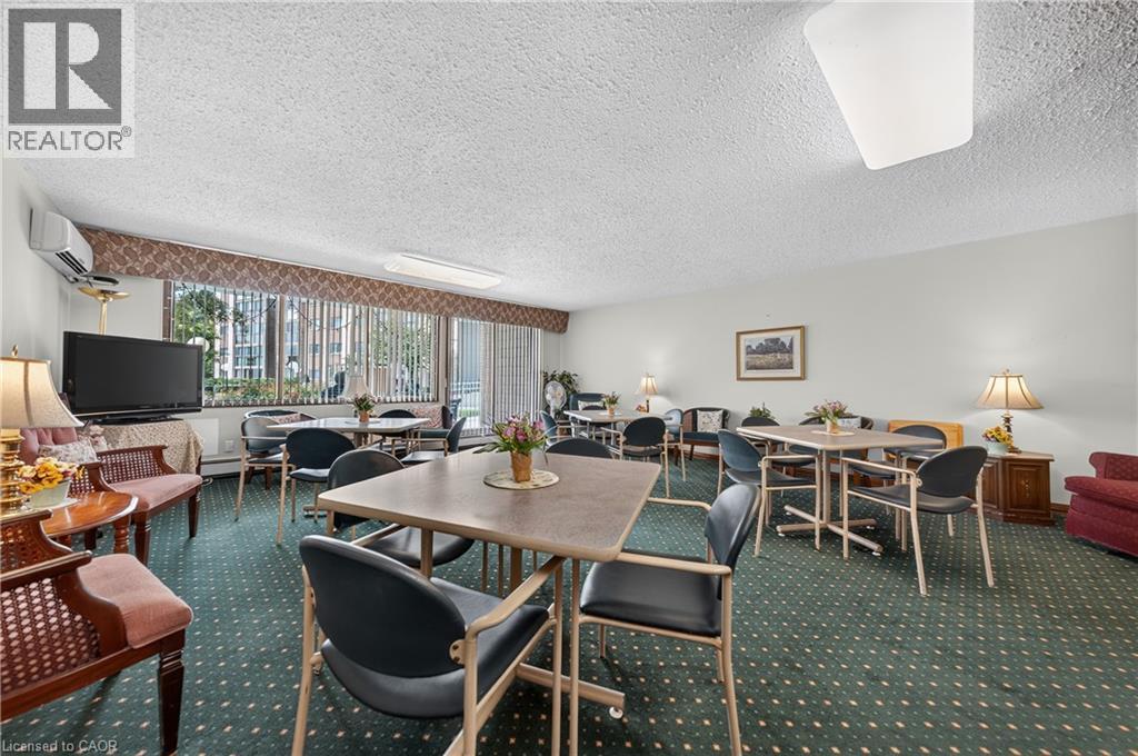 #104 400 CHAMPLAIN Boulevard - Image 42