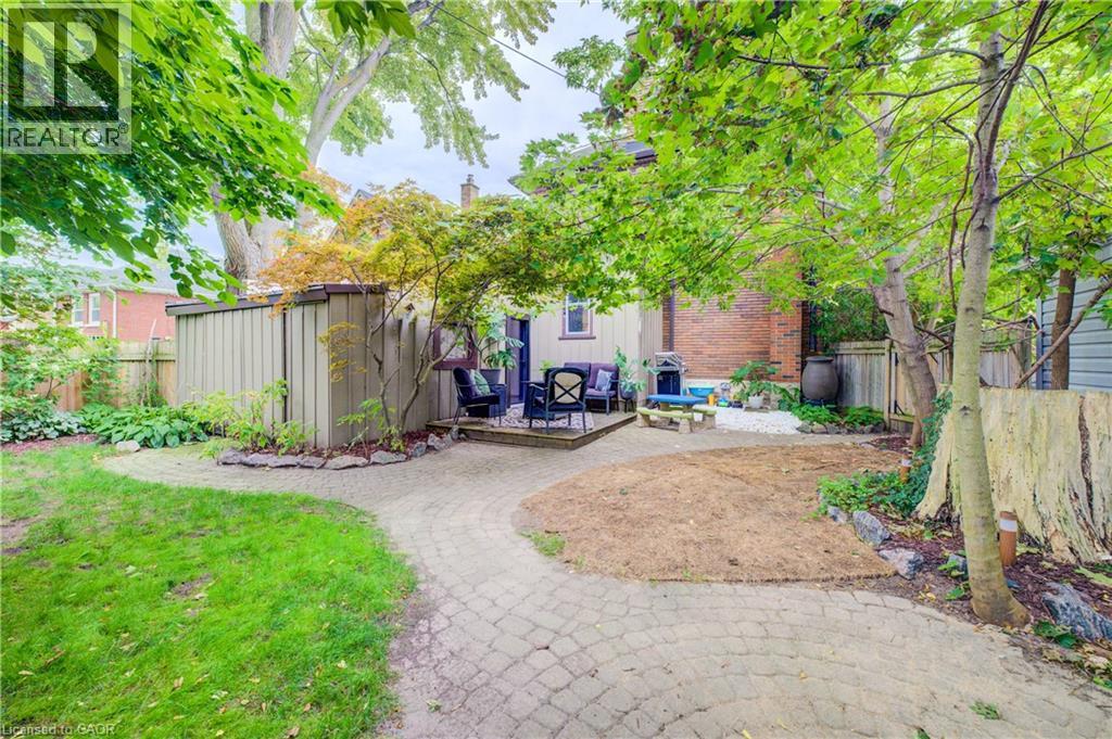 90 BROCK Street - Image 36