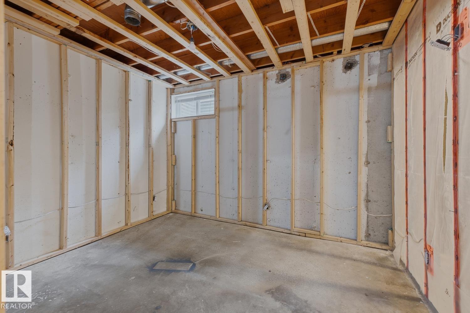 10621 BEAUMARIS RD NW - 40