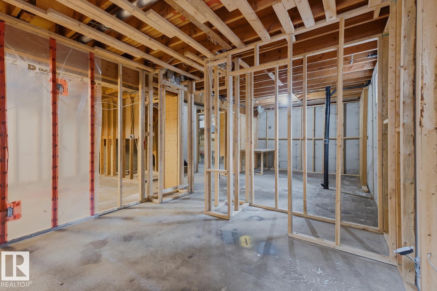 10621 BEAUMARIS RD NW - 41