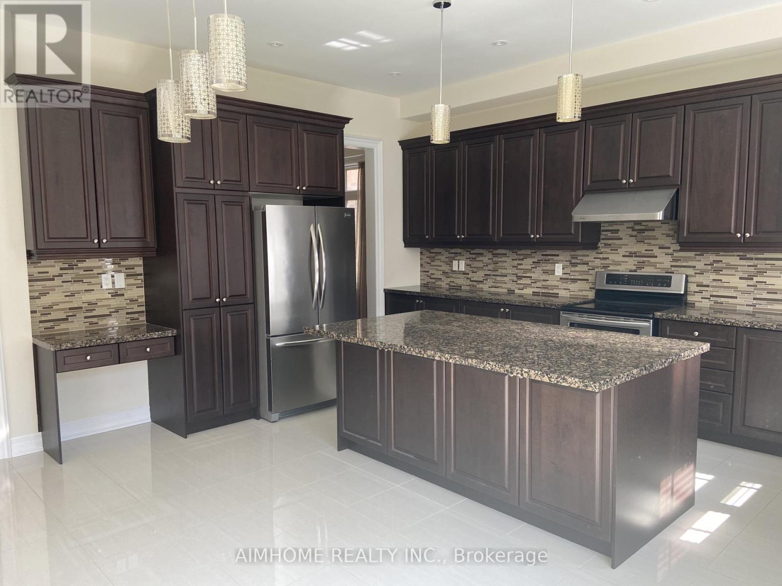 119 HACKWOOD CRESCENT, Aurora (Aurora Grove) — photo 4