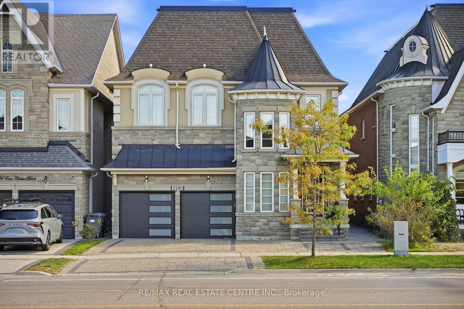 3290 ERIN CENTRE BOULEVARD - 2