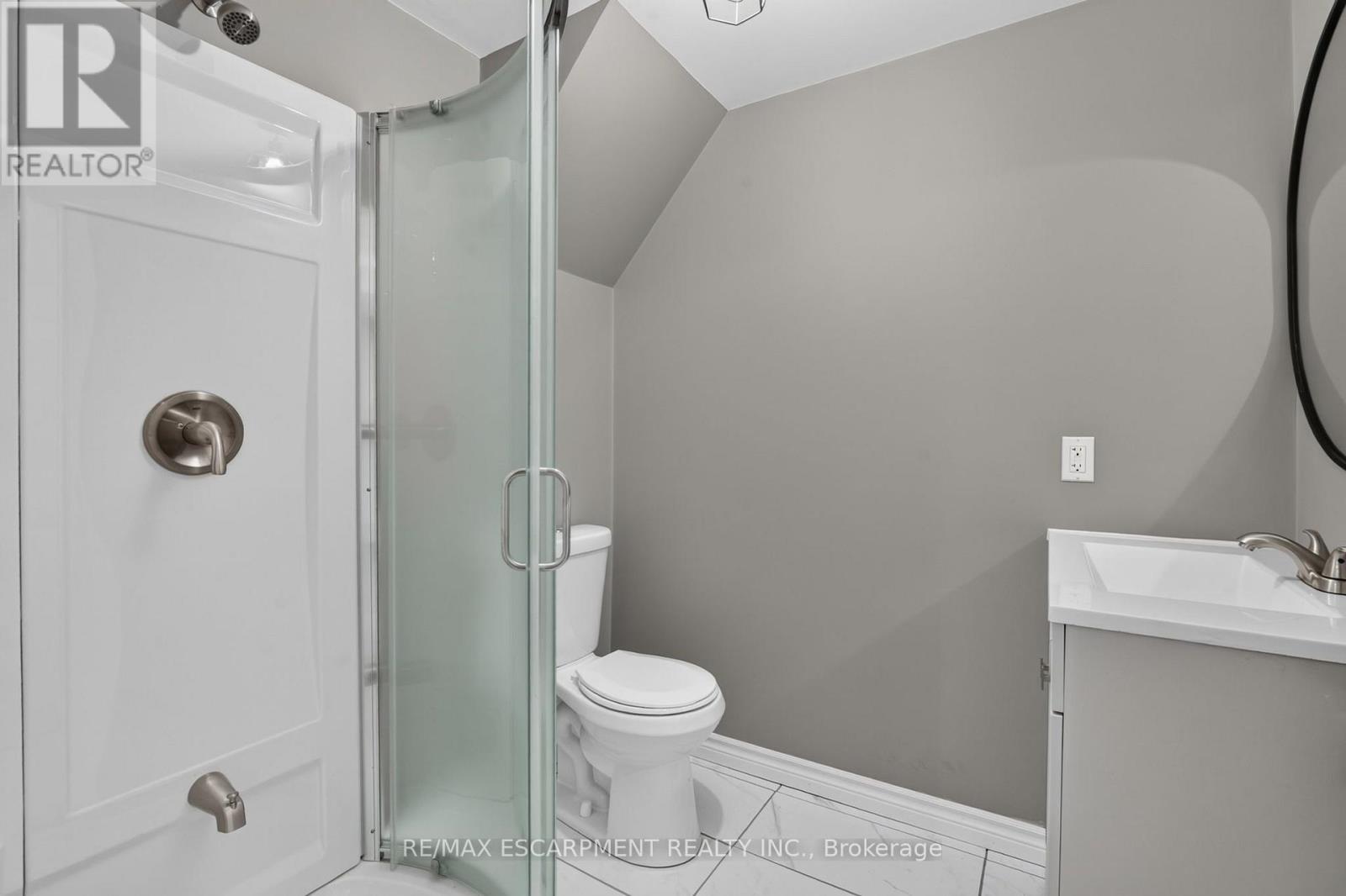 6002 RAINHAM ROAD - 29
