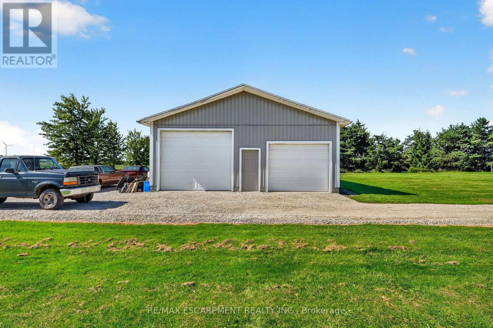 6002 RAINHAM ROAD - 40