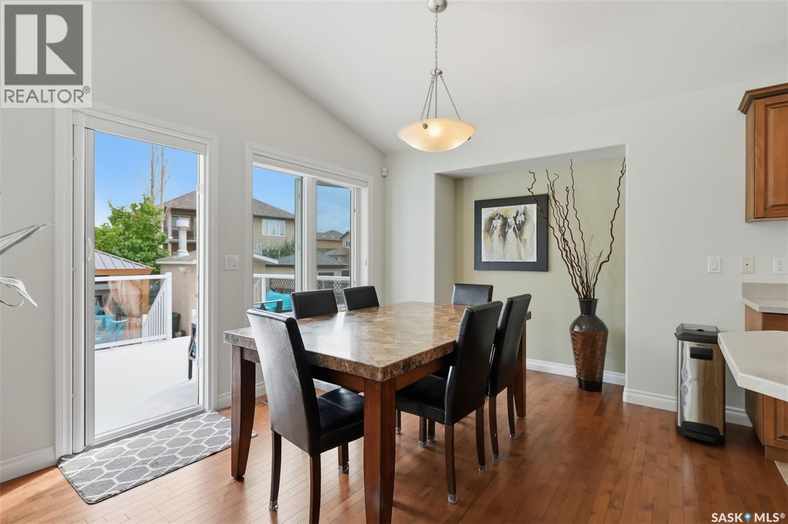 522 Bellmont BAY - 27