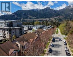30 1204 Main Street, Squamish, BC V8B0S3 Photo 23