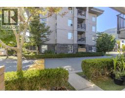 30 1204 Main Street, Squamish, BC V8B0S3 Photo 19